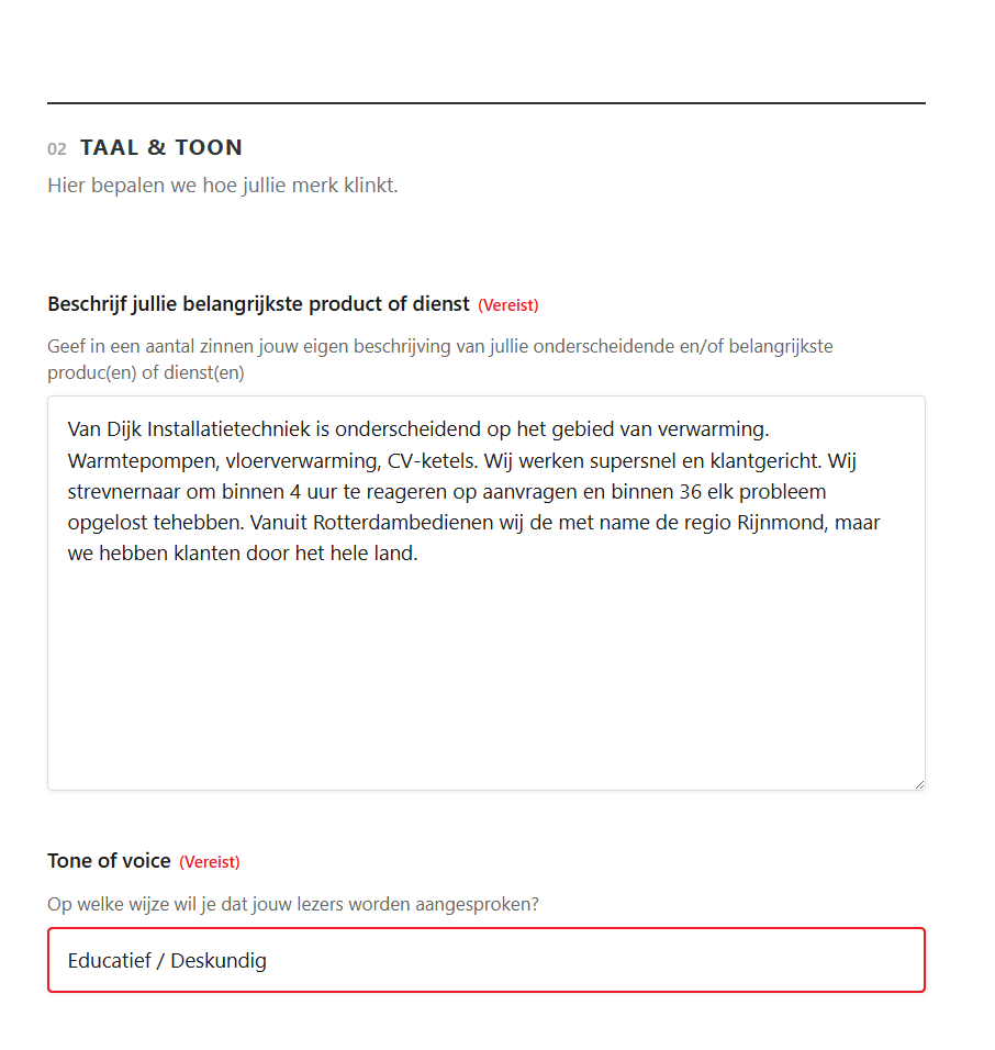 Het scherm Taal en toon in RAVIK, met de aanspreekvorm, de gekozen toon en een voorbeeldtekst uit het eigen materiaal.